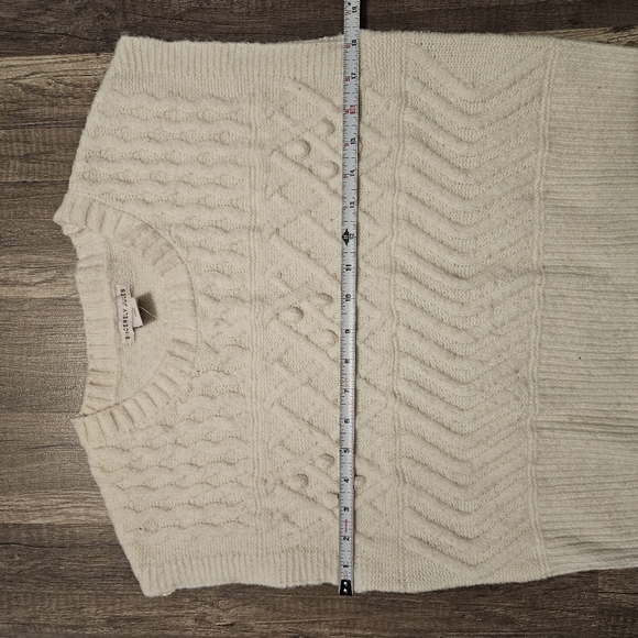 Sincerely Jules Cream Cable Knit Sweater Vest size Medium - Picture 9 of 10